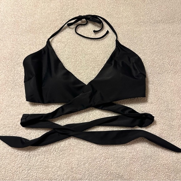 Black Wrap Halter Bikini Bra Top - Picture 2 of 6